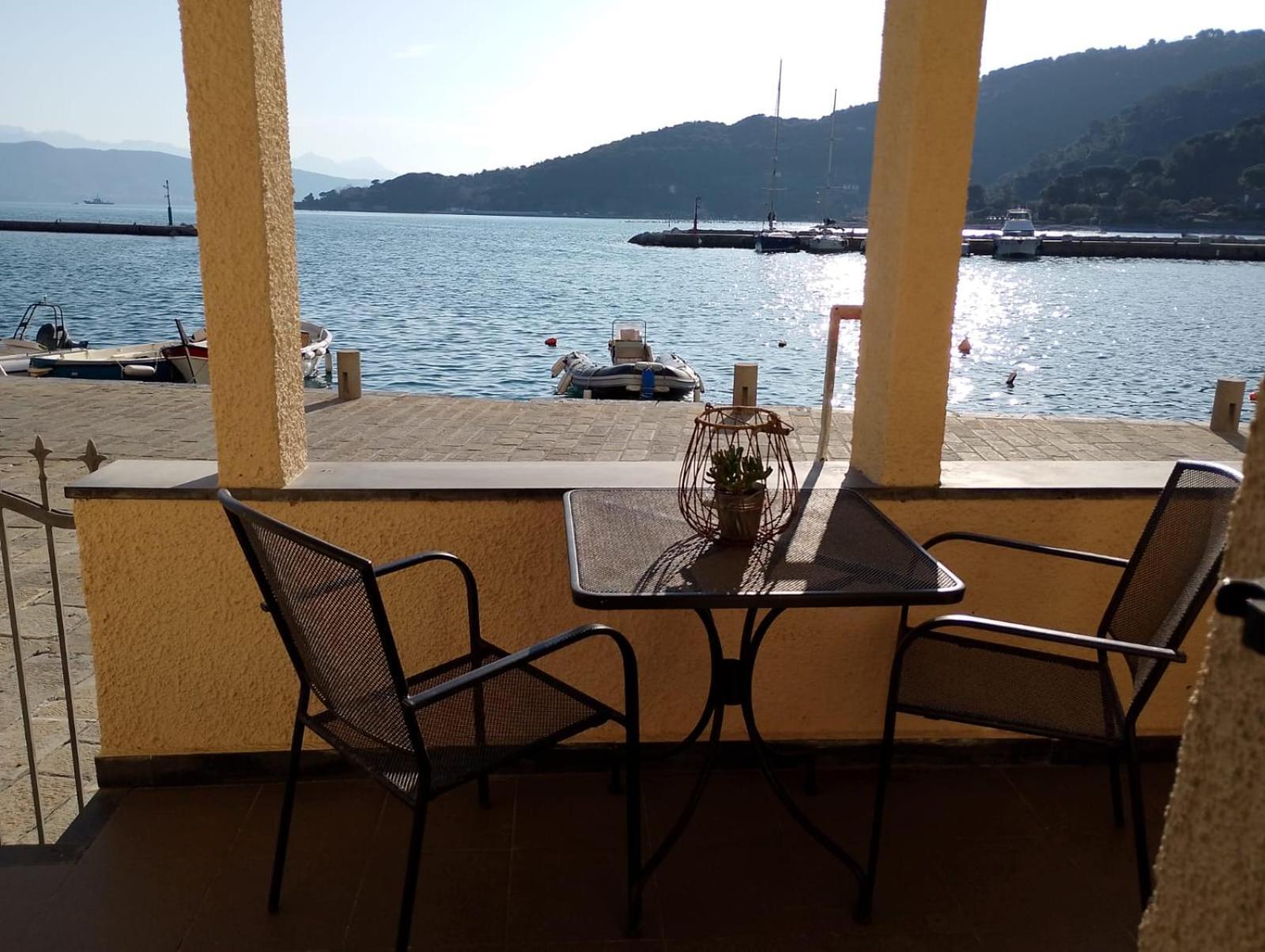 La Calata Hotel Porto Venere Buitenkant foto